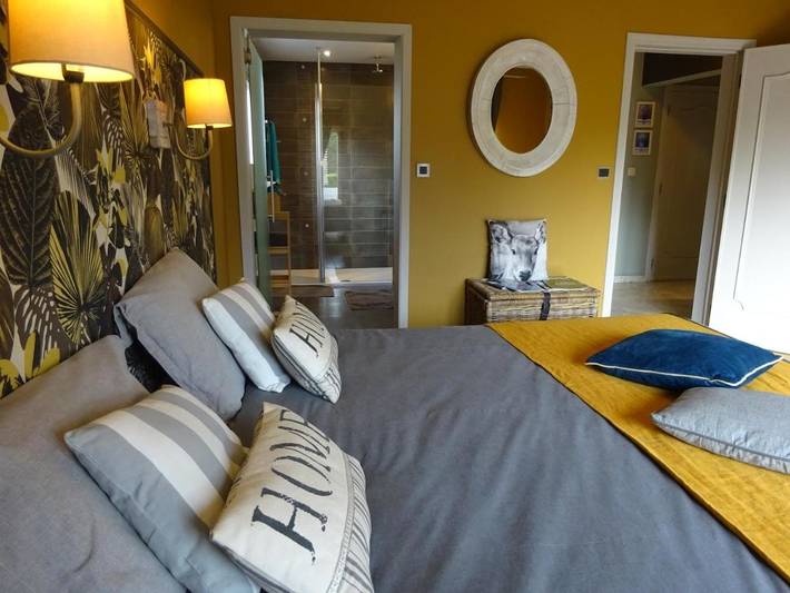 Location de vacances pour 2 personnes, avec vue ainsi que sauna et jardin à Bertrix - 3