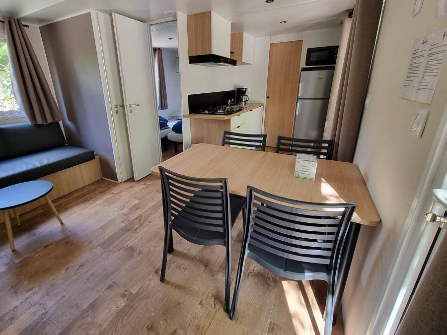 Flower Camping Les Micocouliers - Mobilhome 4 personnes - Neuf - 2 chambres in Graveson, Région d'Arles