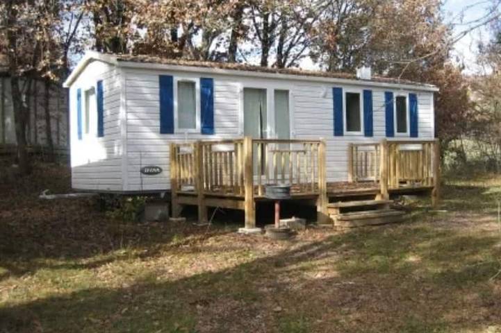 Mobil home pour 4 personnes à Neffes