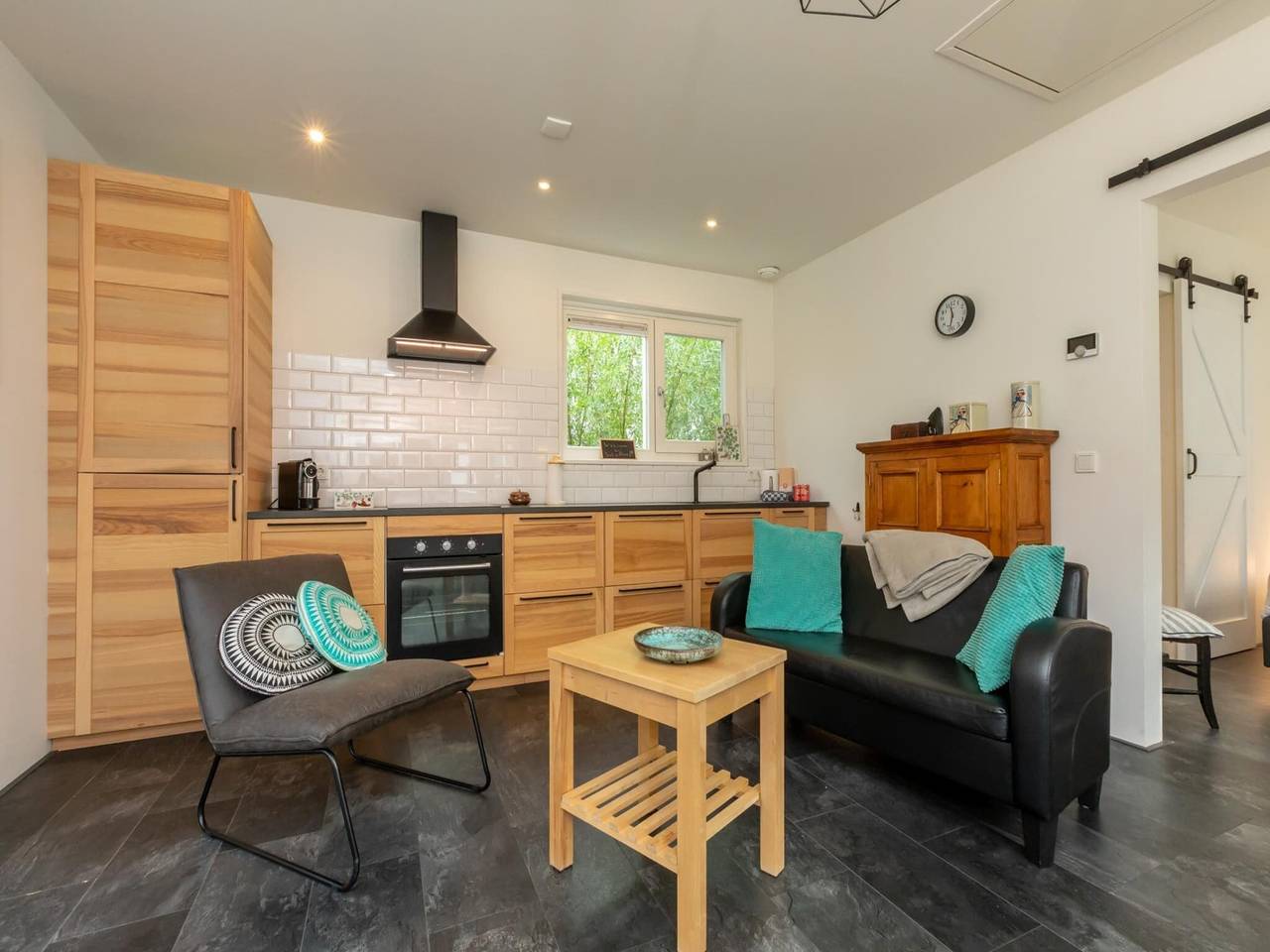 Ganze Wohnung, Haus in Zeeland mit Terrasse für 2 Von Belvilla in Zonnemaire, Zeeuwse Kust