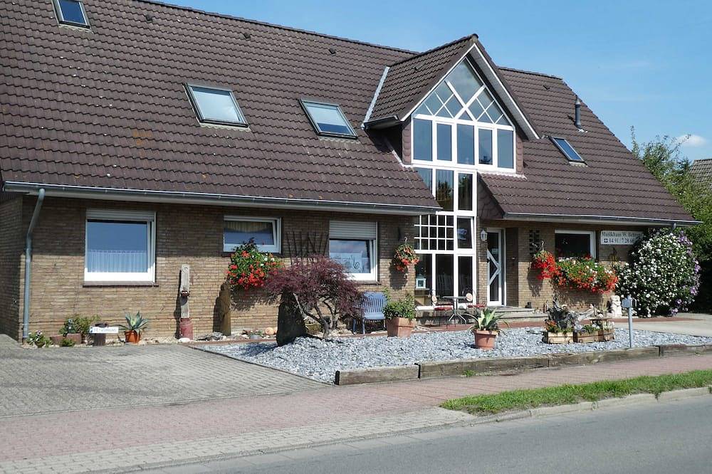 Ganze Wohnung, Ferienwohnung Behrends 15178 - Ferienwohnung Behrends in Leer, Ostfriesland