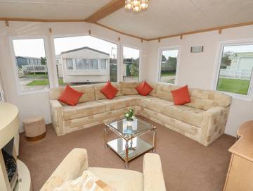 Glamping for 4 People in West Wittering, West Sussex, Photo 1