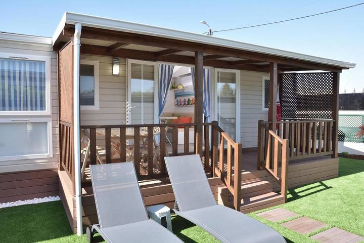Villa para 4 pessoas, com Terraço e Jardim em Arcozelo