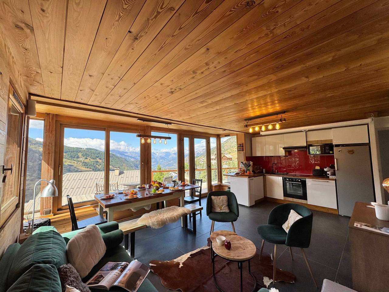 Apartamento entero, Apartamento en Vars - 10 personas, 3 habitaciones, aparcamiento incluido in Vars (station de ski), Vars