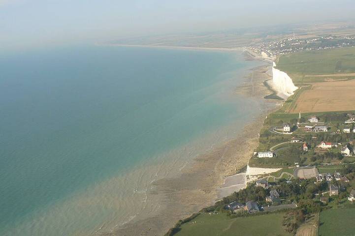 Location de vacances pour 4 personnes, avec jardin et terrasse dans Falaises du Bois de Cise - 4