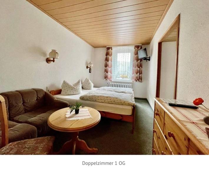 Ferienhaus für 2 Personen, mit Terrasse und Garten sowie Ausblick in Deutschneudorf