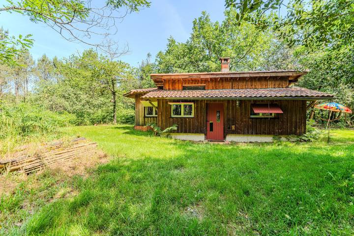 Ferme pour 2 personnes, avec Jardin en Gironde