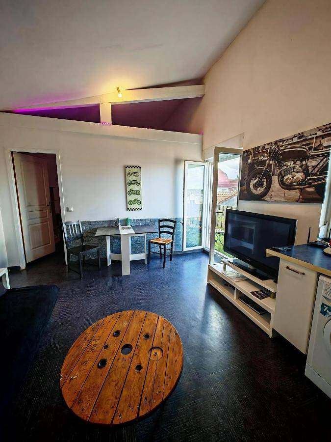 Appartement de vacances pour 4 personnes, avec Balcon et Terrasse ainsi que Jardin et Vue