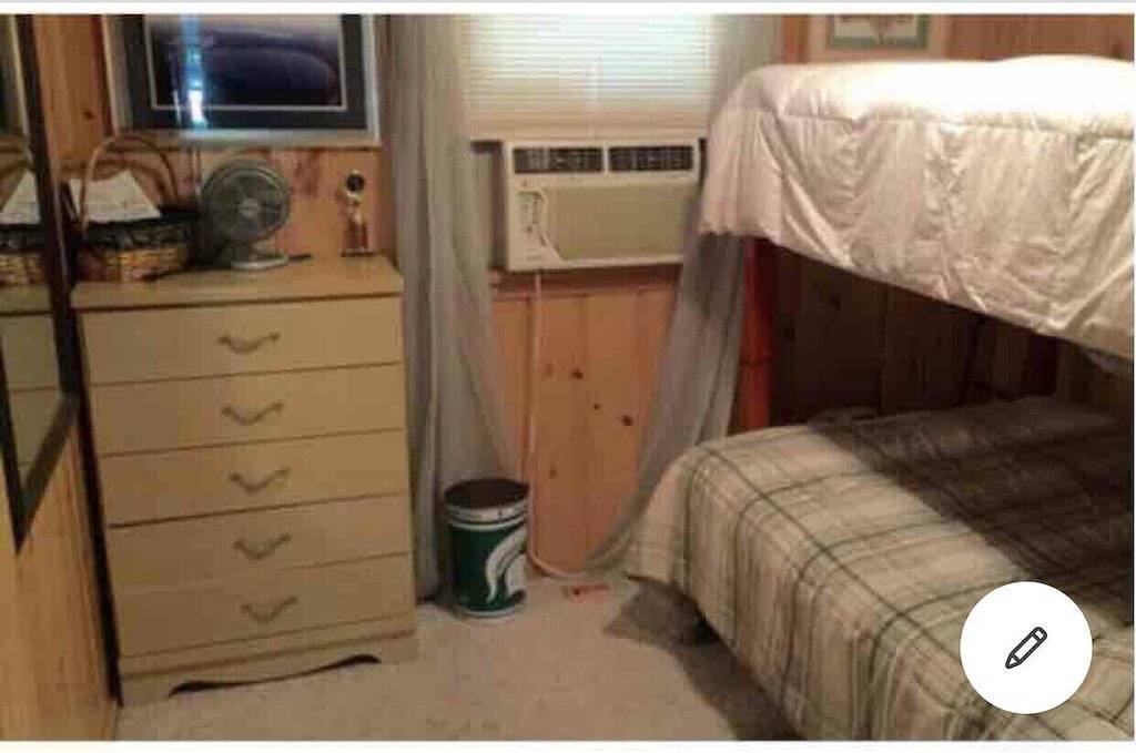 Higgins Lake Cabin 1 1/4 Blocks vom Kelly Beach entfernt in Higgins Lake