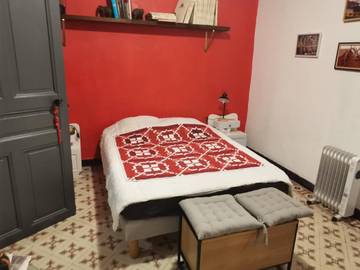 Chambre d’hôte pour 3 personnes, avec jardin ainsi que sauna et jacuzzi à Aimargues