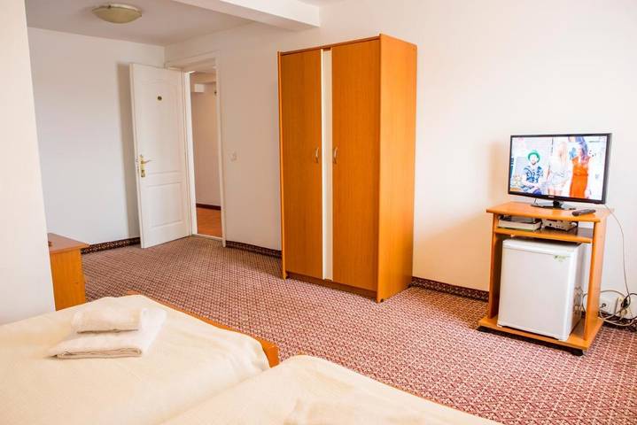 Hôtel pour 2 personnes, avec terrasse dans Mureș - 4