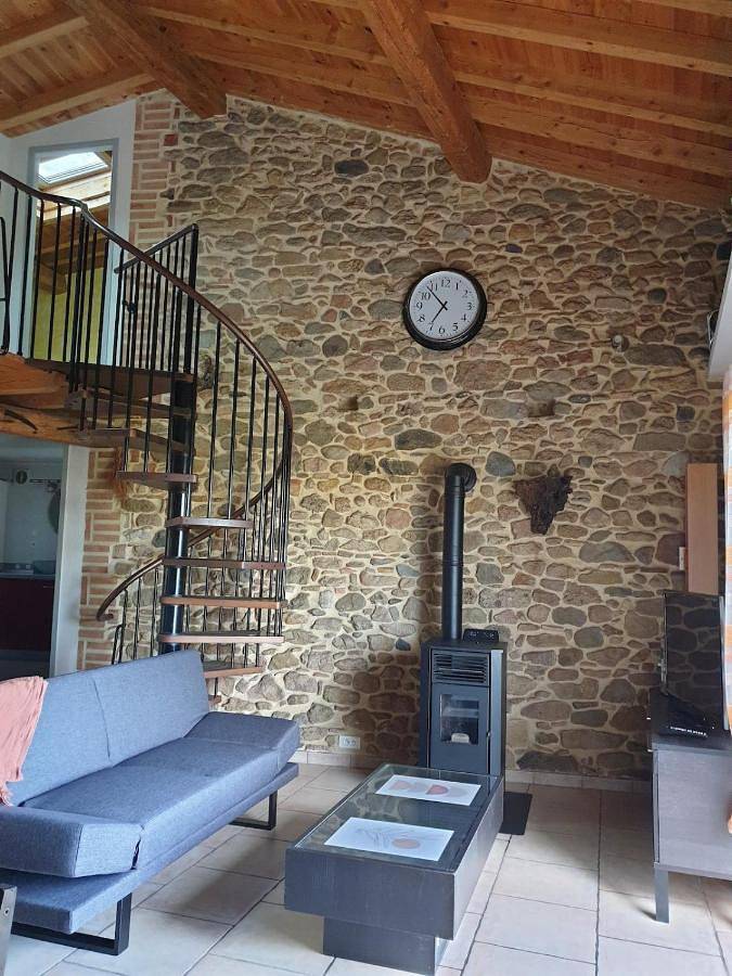 Gîte pour 4 personnes, avec Terrasse et Vue à Villelongue-d'Aude