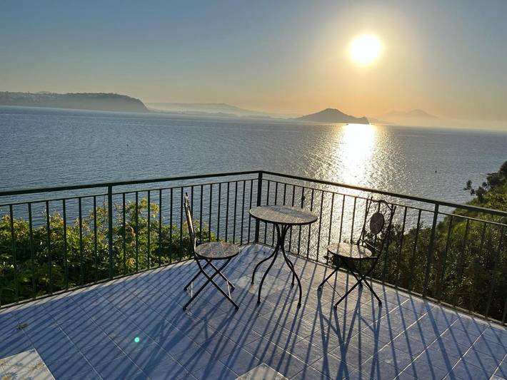 Chambre d’hôte pour 2 personnes, avec terrasse et vue à Procida - 2