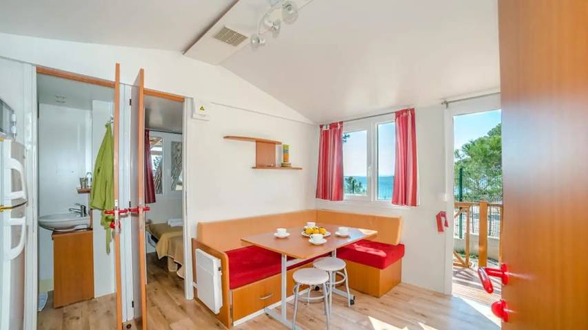 Ferienwohnung für 4 Personen, mit Terrasse, mit Haustier in Pakostane - 2