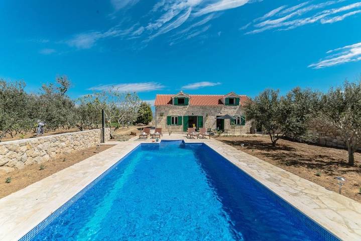 Villa für 8 Personen, mit Garten und Pool in Privlaka - 3