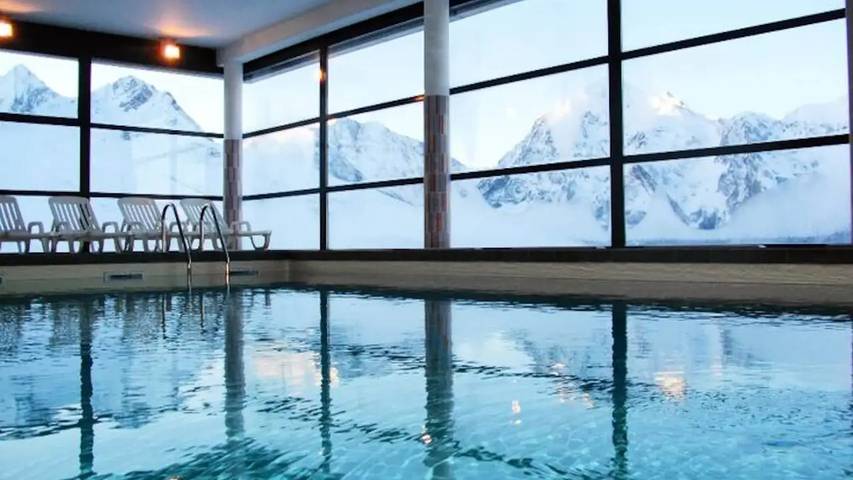 Chalet pour 7 personnes, avec sauna, animaux acceptés à Peyragudes - 2