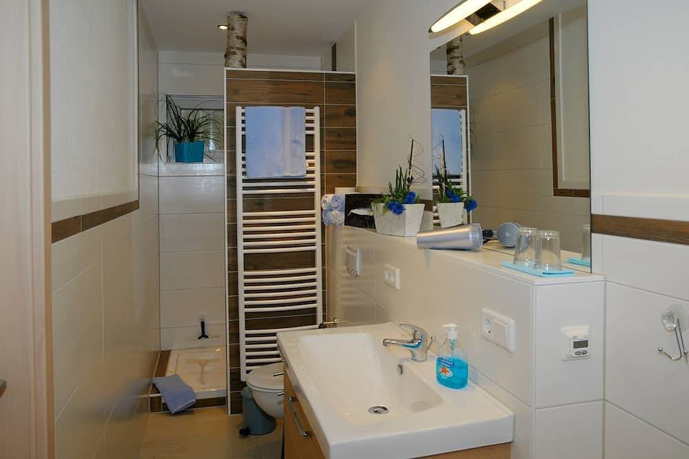 Ganze Wohnung, 60qm große Ferienwohnung im Eg mit Balkon in Absberg, Fränkisches Seenland