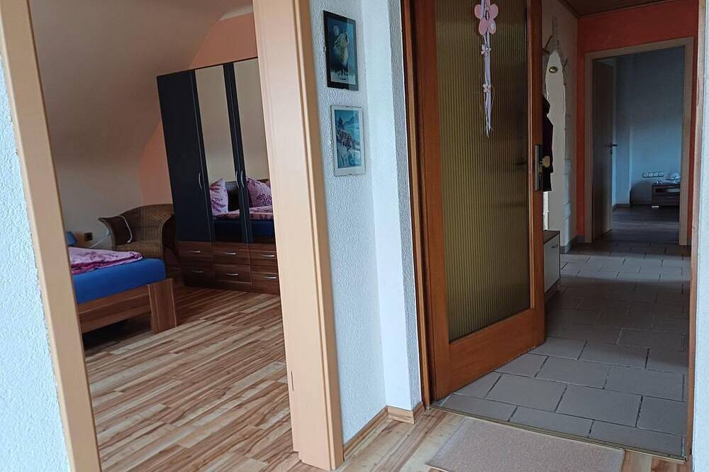 Ganze Wohnung, Ferienwohnung Seitert - gemütliche Ferienwohnung mit Balkon in Merzig, Saar-Nahe-Bergland