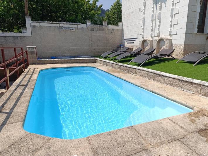 Chalet para 8 personas, con jardín y balcón además de piscina y vistas en El Bierzo - 4