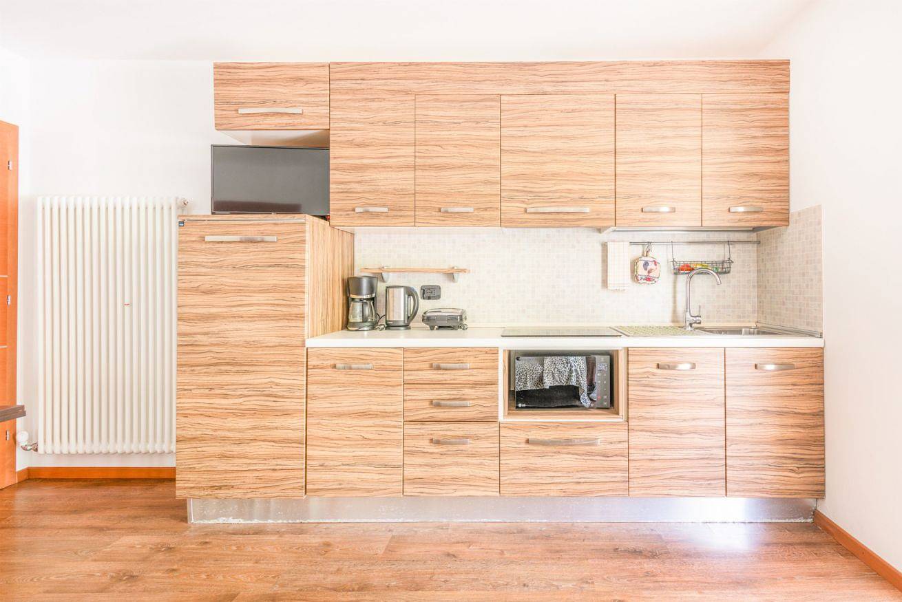 Ganze Wohnung, Residence Toli Garden mit beheizter Pool 30° in Pieve di Ledro, Ledro