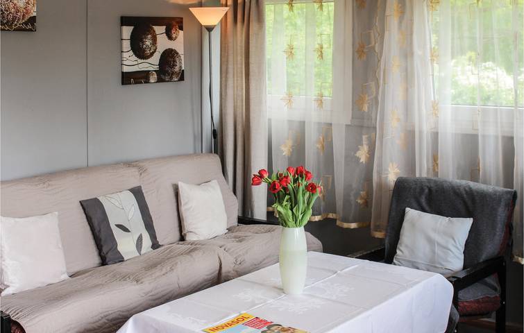 Ferienhaus für 2 Personen mit Terrasse in Seenplatte von Ilawa