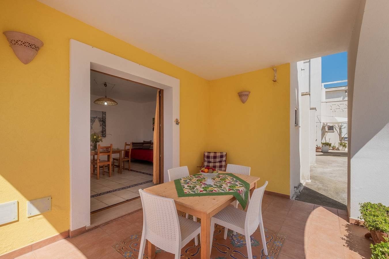 Maison de vacances 'Sacara - Piano Terra - La Plumeria' avec terrasse privée et climatisation in Leuca, Castrignano del Capo