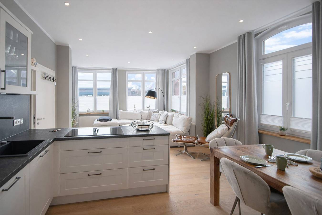 Ganze Wohnung, Ferienwohnung Sandglanz – stilvoll, modern und lichtdurchflutet in Juist