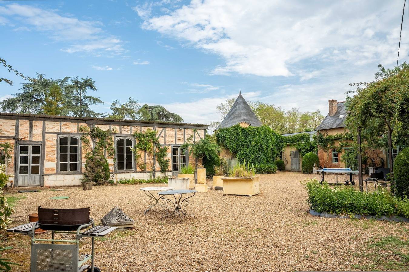 Château de Chambiers - L'Orangerie in Cheviré-le-Rouge, Vallée de la Loire
