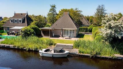 Bungalow für 6 Personen, mit Sauna und Terrasse in Earnewâld