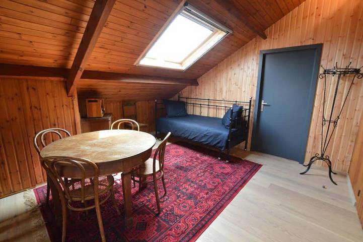 Lovely, original home with large garden in the centre of Merksplas. in Merksplas, Antwerpen und Umgebung