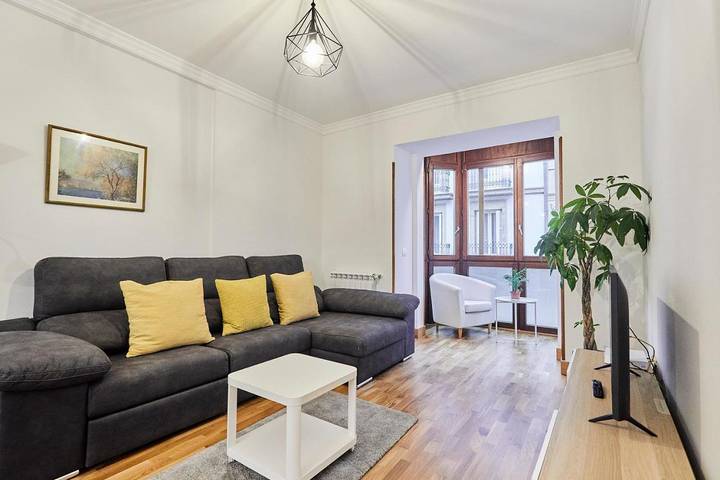 Ferienwohnung für 5 Personen, mit Balkon und Ausblick - 1