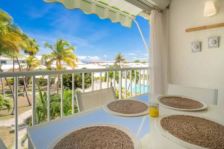 Appartement de vacances pour 4 personnes, avec piscine ainsi que vue et jardin - 1