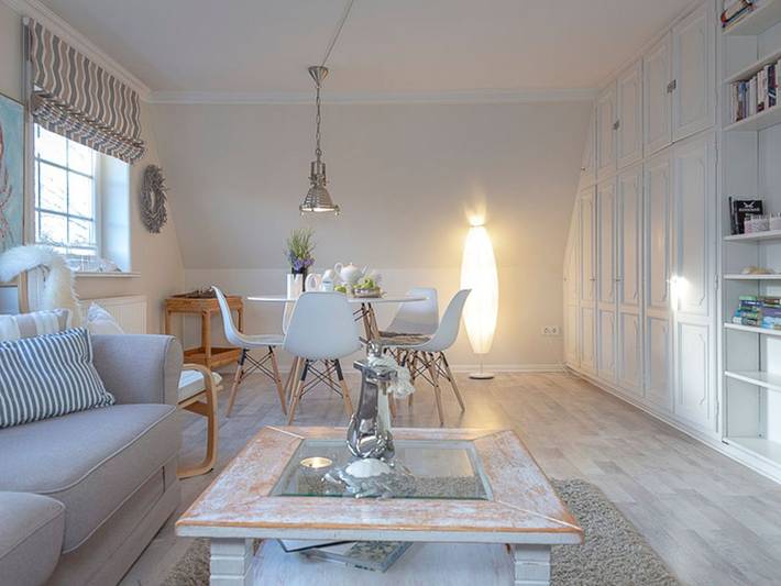 Ganze Ferienwohnung, Haus Senwai - Surfside 2 - Top moderne 3 Zimmerwohnung Surfside 1 in ruhiger, zentraler Lage in Westerland. in Westerland, Sylt (Gemeinde)