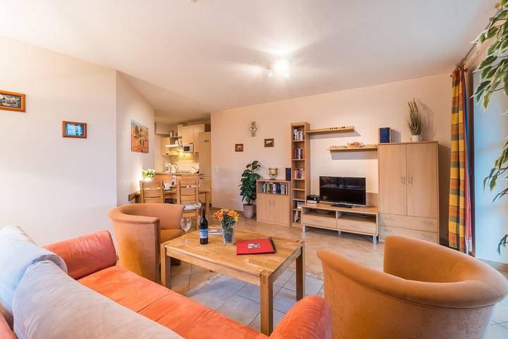 Ferienwohnung für 4 Personen, mit Balkon in Nord - Rügen - 3