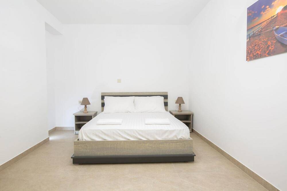 Three Bedroom Villa- Kathisma Sunset Villas in Kalamitsi, Grecia