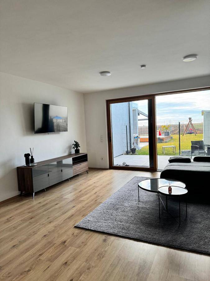 Ferienhaus für 10 Personen, mit Ausblick und Garten, kinderfreundlich
