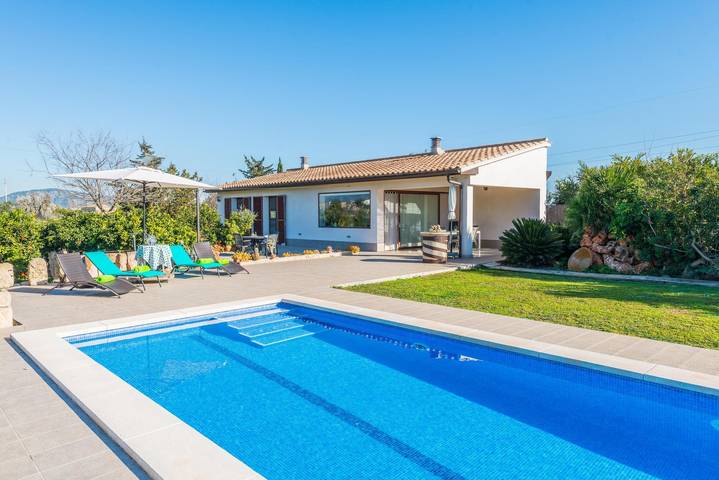 Villa pour 6 personnes, avec terrasse à Sa Pobla