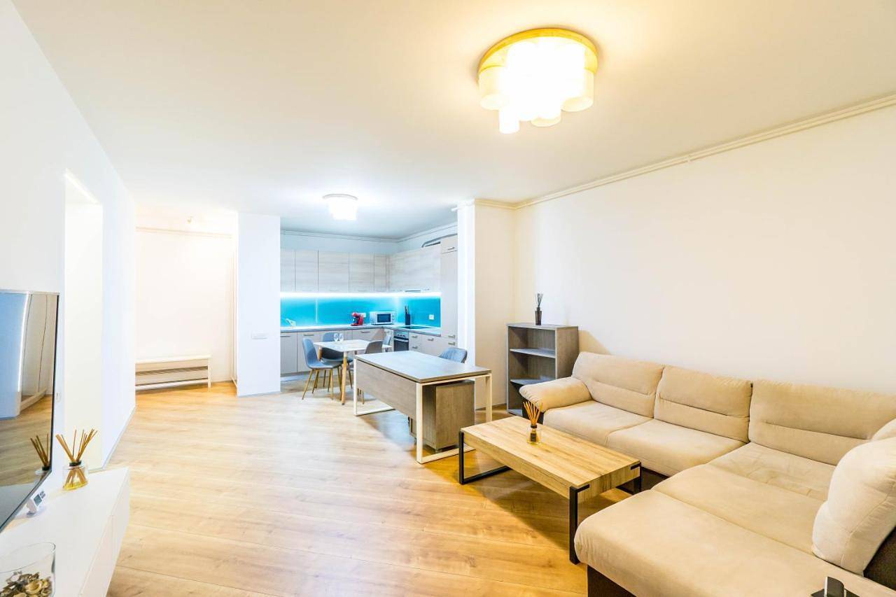 Entire apartment, Luxury Pipera in Ilfov