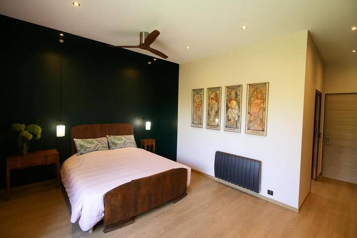 Alojamiento y desayuno para 2 personas, con jardín - 1