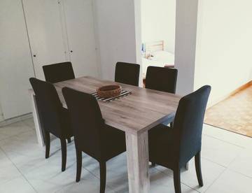 Gîte pour 4 personnes, avec vue et terrasse à Villeneuve (Suisse)