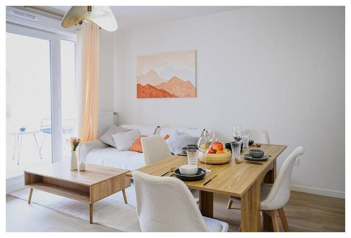 Gîte pour 6 personnes, avec balcon à Romainville - 2