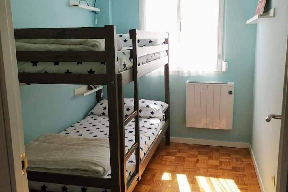 Entire apartment, Penthouse with terrace in the center of Luanco in Luanco, Gozón