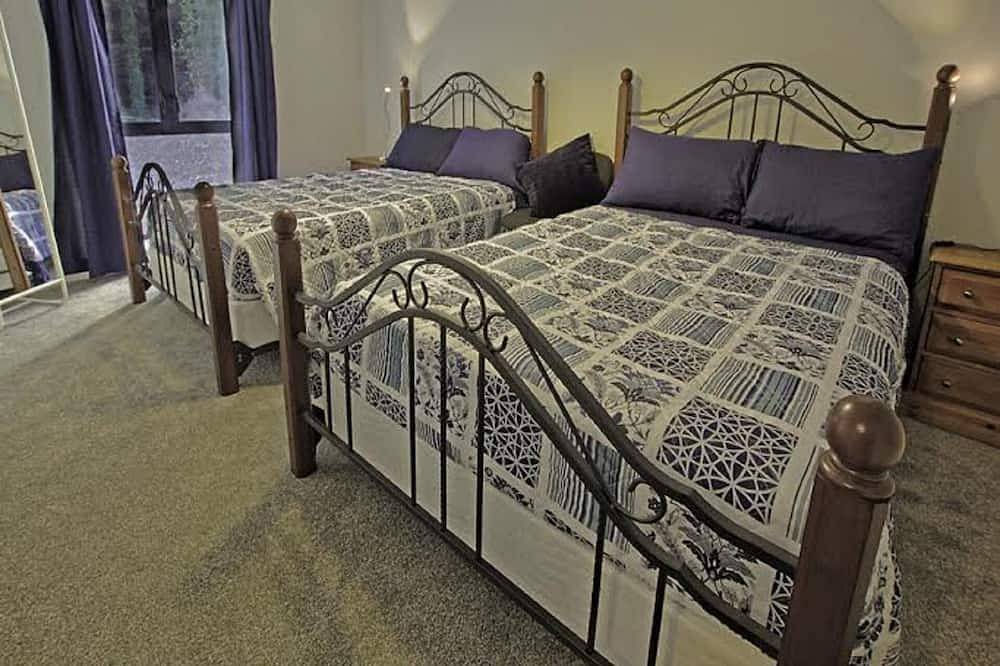 Offers available at Lake Lodge on the shores of Lough Owel in Westmeath in Mullingar, County Westmeath