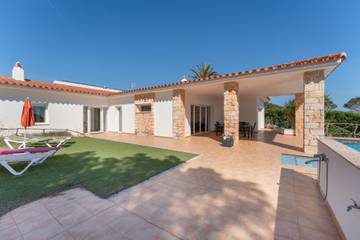 Ferienhaus in Sant Lluís, Menorcas Küste für 6 