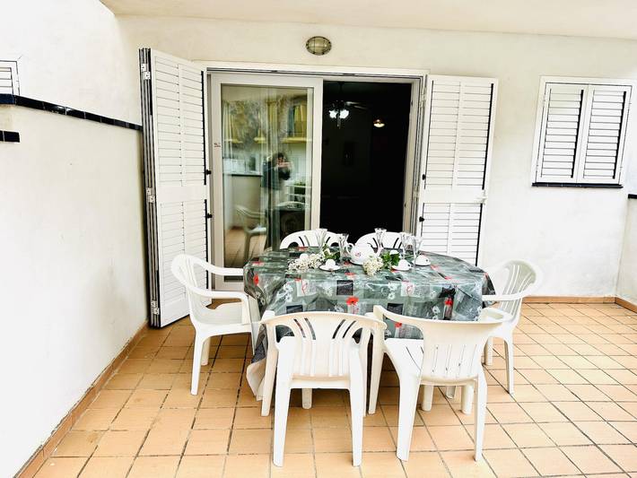 Apartamento entero, 3278 Platja 3 124, En 1ª Línea De Playa. La Verdadera Libertad Está En La Playa, Horas Felices, Buen Sol, . . . in Roses, Alt Empordà