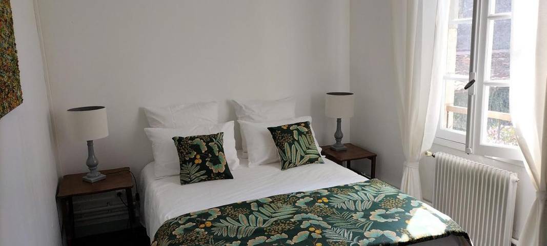 Gîte pour 4 personnes, avec jardin, animaux acceptés à Châteauneuf-sur-Charente - 3