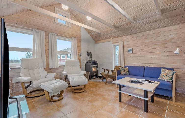 Ferienhaus für 6 Personen, mit Terrasse und Whirlpool in Stauning - 4