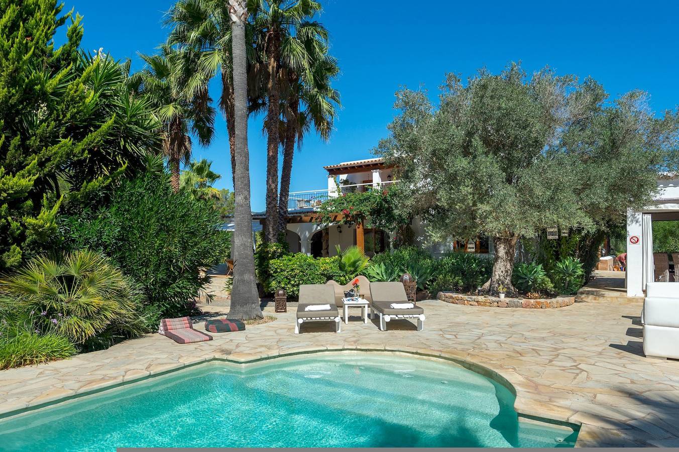 Villa Can Colomaret Carmen in Sant Carles de Peralta, Santa Eulària des Riu