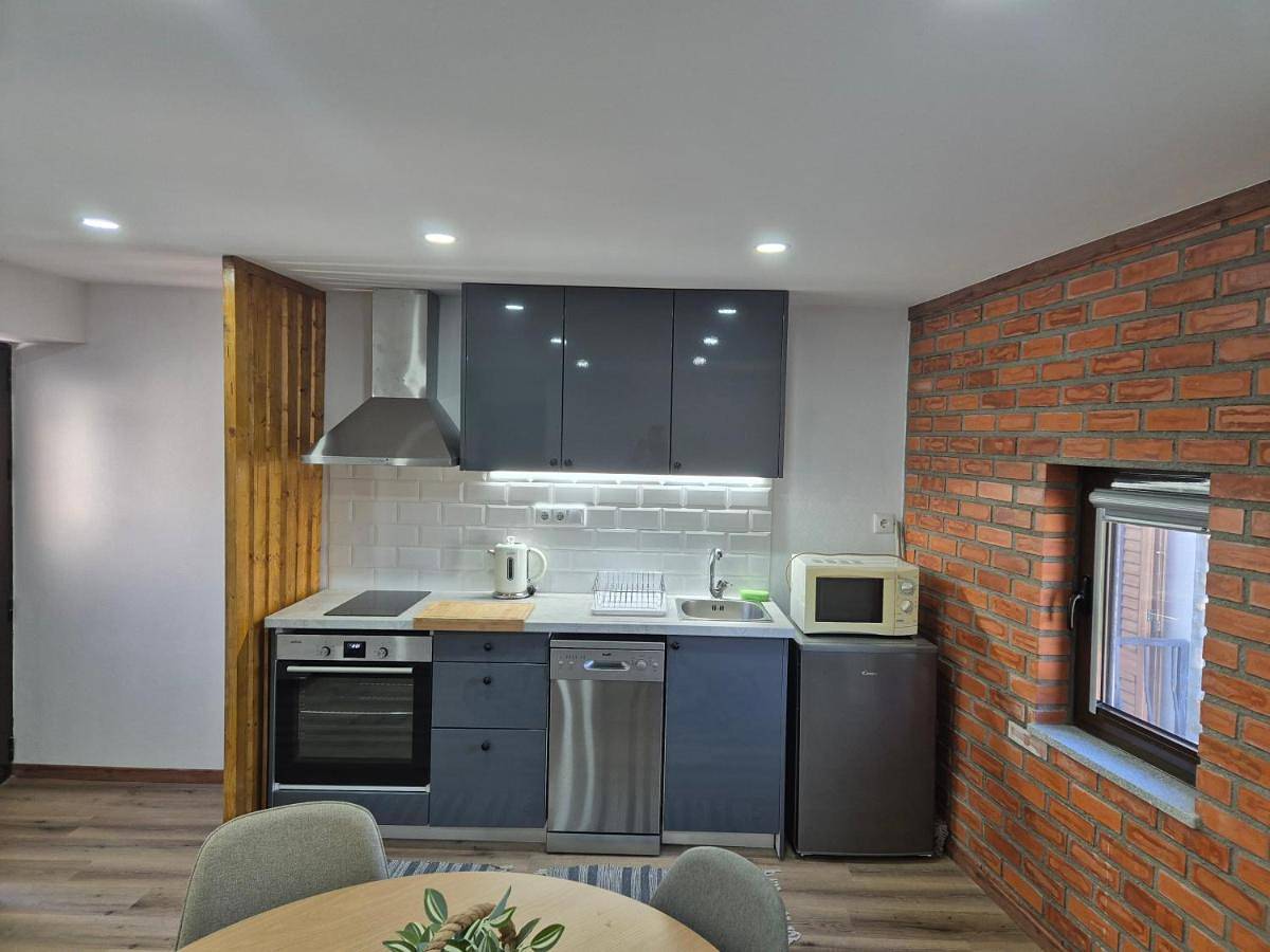 Apartamento inteiro, Casa Velha in Beira Interior Norte, Linhares da Beira