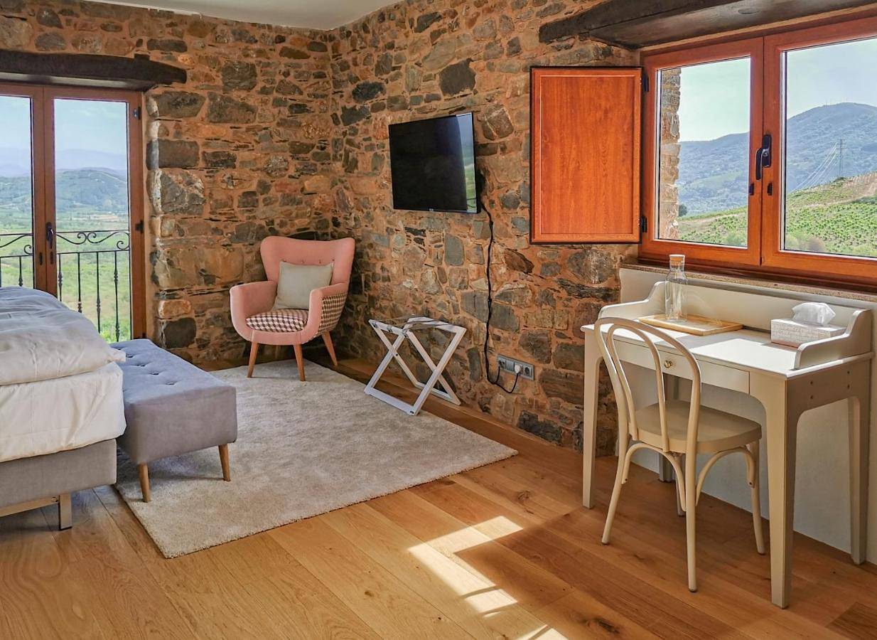 Twin Room with Shower in Villafranca del Bierzo, Cordillera Cantábrica